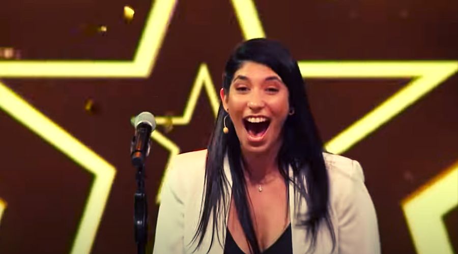 Abril ganó el botón dorado por su audición en Got Talent Uruguay