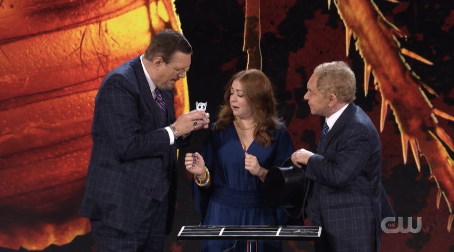 penn y teller hacen un truco con animales 