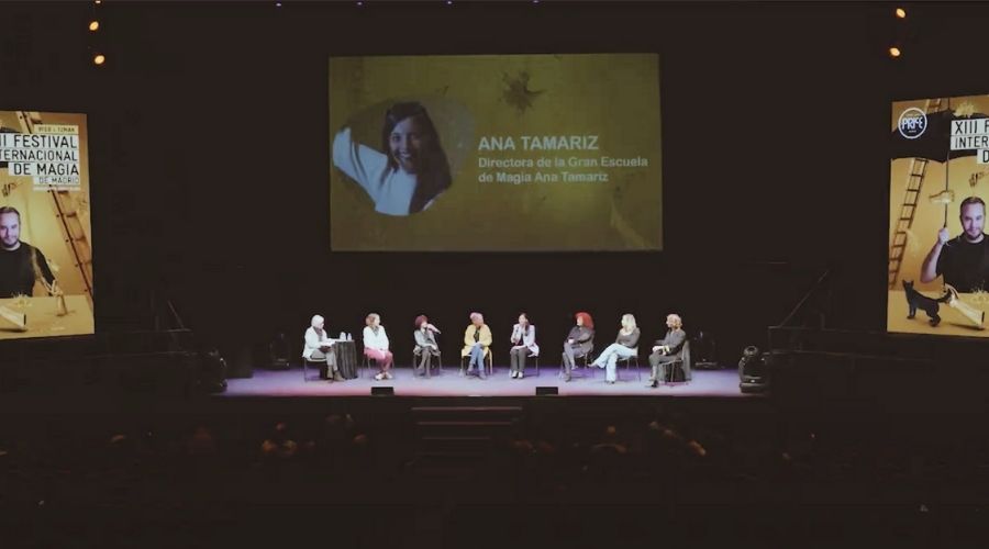 10 magas se reunieron para hablar del papel de la mujer en la magia